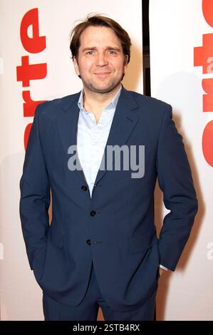 Pierre Kiwitt beim ARTE Empfang im Rahmen der Berlinale 2025 in der Akademie der Künste am Pariser Platz. Berlino, 17.02.2025 *** Pierre Kiwitt all'ARTE Reception come parte della Berlinale 2025 presso l'Akademie der Künste su Pariser Platz Berlino, 17 02 2025 foto:XJ.xKnowlesx/xFuturexImagex arte 5252 Foto Stock