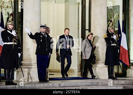 Parigi, Francia. 9 giugno 2024. Il primo ministro polacco Donald Tusk lascia il Palazzo Elysee il 17 febbraio 2025, dopo un incontro informale sulla situazione in Ucraina e sulle questioni di sicurezza in Europa. - 09/06/2024 - Francia/Parigi - Antonin Burat/le Pictorium credito: LE PICTORIUM/Alamy Live News Foto Stock