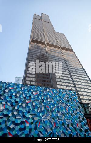 La Sears Tower ora rinominata Willis Tower è l'edificio più alto di Chicago. Foto Stock