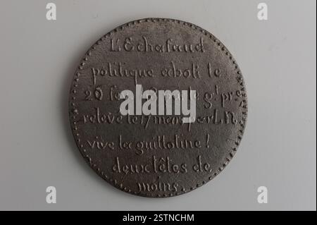 Una medaglia anonima del 1848 con iscrizioni sia sul dritto che sul rovescio, ciascuna con sette righe di testo. Il metodo di acquisizione è sconosciuto. Foto Stock