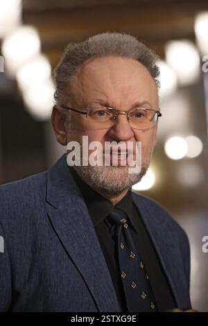 IVANO-FRANKIVSK, UCRAINA - 18 FEBBRAIO 2025 - lo scrittore Volodymyr Yeshkiliev partecipa al ricevimento in occasione dell'apertura del Consolato Onorario della Repubblica Ceca nelle regioni di Ivano-Frankivsk e Chernivtsi, Ivano-Frankivsk, Ucraina occidentale. (Foto di Yurii Rylchuk/Ukrinform) Foto Stock
