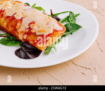 Quesadilla vegetariana con verdure e formaggio Foto Stock