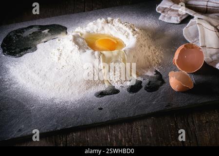 Farina e uova Foto Stock