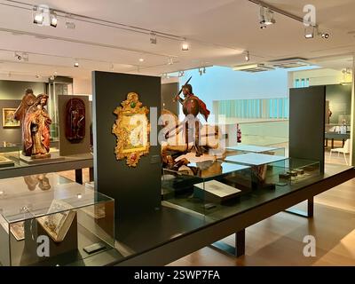 Mostre al Museo das Peregrinacións e de Santiago' (Museo del pellegrinaggio e Santiago), Santiago de Compostela, Galizia, Spagna Foto Stock