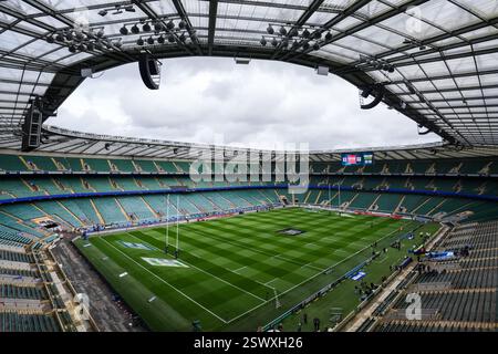 Londra, Inghilterra. 22 febbraio 2025. Una vista generale dell'Allianz Stadium prima della partita del Guinness Six Nations tra Inghilterra e Scozia all'Allianz Stadium di Twickenham, Londra. Crediti: Ben Whitley/Alamy Live News Foto Stock