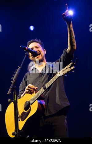 Londra, Regno Unito. 22 febbraio 2025. Frank Turner celebra il concerto numero 3000 all'Ally Pally. Cristina Massei/Alamy notizie in diretta Foto Stock