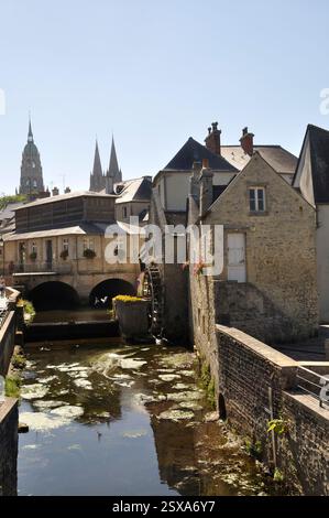 Mulino sul fiume Aure a Bayeux Foto Stock