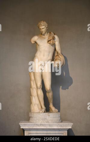 Roma. Italia. Il Belvedere Hermes, II C (era Adrianica) copia romana derivata da un originale greco della scuola di Prassitele, IV C a.C. Museo Pio Foto Stock