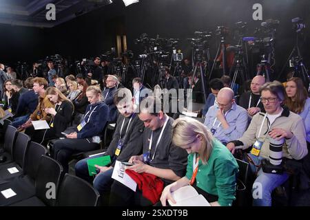 I giornalisti coprono l'Ucraina. Anno 2025" Forum in vista del 3 ° anniversario dell'invasione su vasta scala della Russia dell'Ucraina a Kiev, Ucraina, il 23 febbraio 2025. (Foto di Volodymyr Tarasov/Ukrinform) Foto Stock