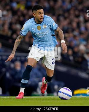 Manchester, Regno Unito. 23 febbraio 2025. Sávio del Manchester City durante la partita di Premier League all'Etihad Stadium di Manchester. Il credito per immagini dovrebbe essere: Andrew Yates/Sportimage Credit: Sportimage Ltd/Alamy Live News Foto Stock