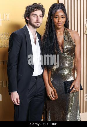 Los Angeles, Stati Uniti. 23 febbraio 2025. LOS ANGELES, CALIFORNIA, USA - 23 FEBBRAIO: Jessica Williams arriva al 31° Annual Screen Actors Guild Awards tenutosi presso lo Shrine Auditorium e Expo Hall il 23 febbraio 2025 a Los Angeles, California, Stati Uniti. (Foto di Xavier Collin/Image Press Agency) credito: Image Press Agency/Alamy Live News Foto Stock