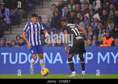 Porto, Portogallo. 24 febbraio 2025. Dragao Stadium, Primeira Liga 2024/2025, FC Porto contro Vitoria de Guimaraes; William Gomes del FC Porto durante una partita tra FC Porto e Vitoria de Guimaraes per la Primeira Liga 2024/2025 al Dragao Stadium di Porto il 24 febbraio 2025. Foto: Daniel Castro/DiaEsportivo/Alamy Live News crediti: DiaEsportivo/Alamy Live News Foto Stock