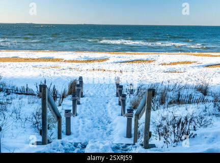 Neve sulla spiaggia Foto Stock