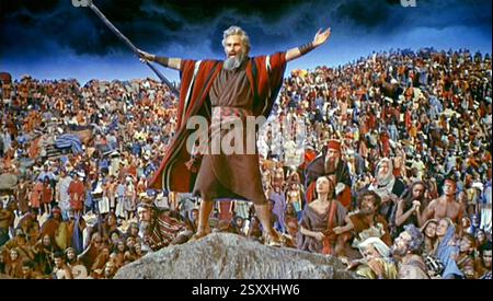 I DIECI COMANDAMENTI 1956 della Paramount Pictures film con Charlton Heston nel ruolo di Mosè Foto Stock