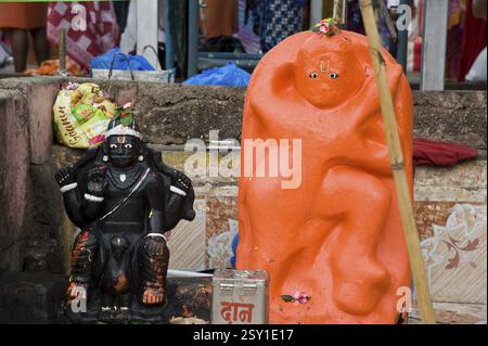 Signore hanuman e shani dev statua, Nasik, Maharashtra, India, Asia Foto Stock