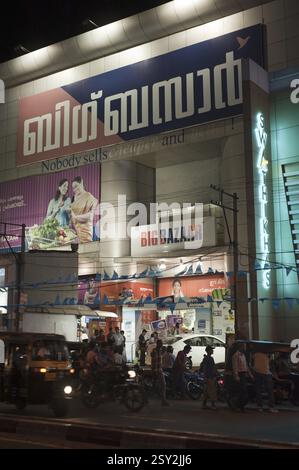 Grande centro commerciale bazaar di trivendrum thiruvananthapuram kerala India Foto Stock