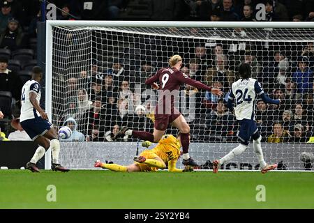 Londra, Regno Unito. 26 febbraio 2025. Durante la partita Spurs vs Manchester City, Premier League allo stadio Tottenham Hotspur di Londra. Questa immagine è SOLO per USO EDITORIALE. Licenza richiesta da Football DataCo per qualsiasi altro utilizzo. Crediti: MARTIN DALTON/Alamy Live News Foto Stock