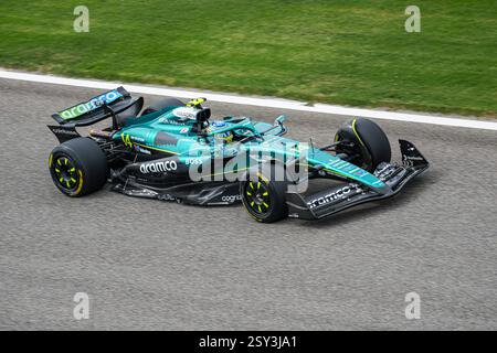 26.02.2025, Bahrain International Circuit, Sakhir, Formula 1 Testfahrten Bahrain 2025 ,im Bild Fernando Alonso (ESP), Aston Martin Aramco Cognizant Formula One Team Foto Stock