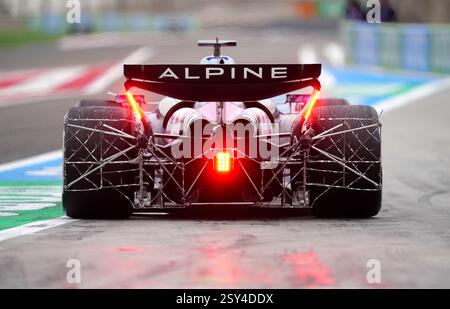 Una visione generale della telemetria sulla vettura del pilota alpino Pierre Gasly nel secondo giorno dei test pre-stagionali sul circuito Internazionale del Bahrain, Sakhir. Data foto: Giovedì 27 febbraio 2025. Foto Stock