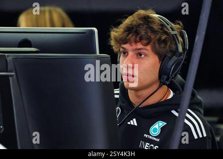 Sakhir, Bahrein. 27 febbraio 2025. Andrea Kimi Antonelli (ITA) Mercedes AMG F1. 27.02.2025. Formula 1 test, Sakhir, Bahrein, giorno due. Il credito fotografico dovrebbe essere: XPB/Alamy Live News. Foto Stock