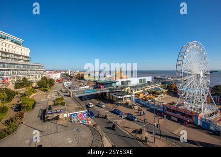 Essex, Regno Unito - 3 aprile 2023: Vista sull'Esplanade sul lungomare di Southend-on-Sea nell'Essex, Regno Unito. Foto Stock
