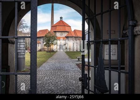 Berlin Mitte OT Wedding Gerichtstraße am Nettelbeckplatz: Kulturquartier Silent Green, ehemals Krematorium - 27.02.2025 Berlin Wedding *** Berlin Mitte OT Wedding Gerichtstraße am Nettelbeckplatz Kulturquartier Silent Green, ex crematorium 27 02 2025 Berlin Wedding Foto Stock