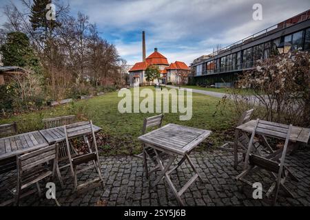 Berlin Mitte OT Wedding Gerichtstraße am Nettelbeckplatz: Kulturquartier Silent Green, ehemals Krematorium - 27.02.2025 Berlin Wedding *** Berlin Mitte OT Wedding Gerichtstraße am Nettelbeckplatz Kulturquartier Silent Green, ex crematorium 27 02 2025 Berlin Wedding Foto Stock