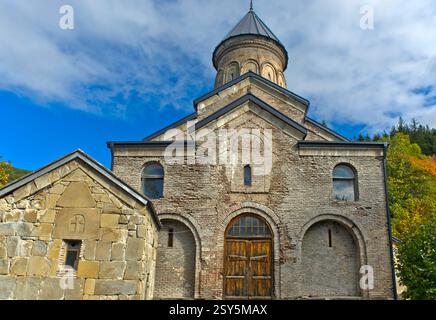 Sankt-Nikolaus-Kuppelkirche, Hauptkirche im Qinzwissi-Kloster, regione Innerkartlien, Georgien *** Chiesa del Duomo di San Nicola, chiesa principale dei Kints Foto Stock