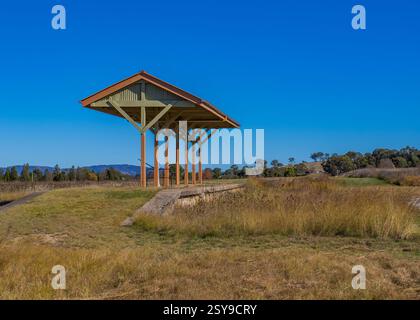 Strutture presso la stazione ferroviaria Old Abandoned Wallangarra, Wallangarra, Queensland Foto Stock