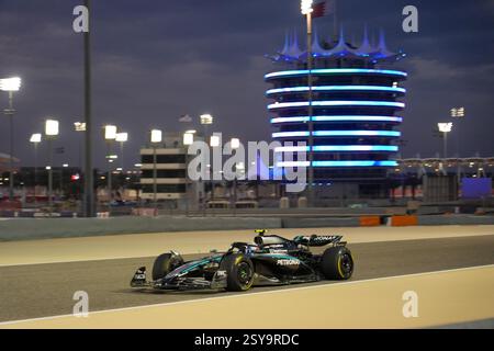 27.02.2025, Bahrein. , . Circuito Internazionale, Sakhir, Formula 1 test Bahrain 2025 Andrea Kimi Antonelli (ITA) - Mercedes-AMG PETRONAS F1 Team - Mercedes W16 - Mercedes e Performance (foto di Alessio De Marco/Sipa USA) crediti: SIPA USA/Alamy Live News Foto Stock