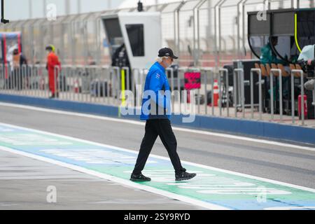 27.02.2025, Bahrein. , . International Circuit, Sakhir, Formula 1 test Bahrain 2025, Flavio Briatore Alpine Racing (foto di Alessio De Marco/Sipa USA) crediti: SIPA USA/Alamy Live News Foto Stock