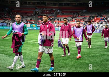 Vancouver, Canada. 27 febbraio 2025. Vancouver, British Columbia, Canada, 27 febbraio 2025: I giocatori del Deportivo Saprissa arrivano in campo prima della partita del primo turno della CONCACAF Champions Cup tra il Vancouver Whitecaps FC e il Deportivo Saprissa al BC Place Stadium di Vancouver, British Columbia, Canada (SOLO USO EDITORIALE). (Amy Elle/SPP) credito: SPP Sport Press Photo. /Alamy Live News Foto Stock