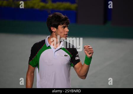 Acapulco, Messico. 27 febbraio 2025. Il messicano Rodrigo Pacheco Mendez reagisce durante il match dei quarti di finale contro Alejandro Davidovich Fokina, al torneo di tennis ATP Mexican Open 2025 ad Acapulco, Messico, 27 febbraio 2025. Crediti: Li Mengxin/Xinhua/Alamy Live News Foto Stock