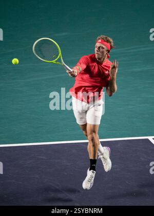 Acapulco, Messico. 27 febbraio 2025. Alejandro Davidovich Fokina, spagnolo, fa ritorno nei quarti di finale contro il Messico Rodrigo Pacheco Mendez al torneo di tennis ATP Mexican Open 2025 ad Acapulco, Messico, 27 febbraio 2025. Crediti: Li Mengxin/Xinhua/Alamy Live News Foto Stock