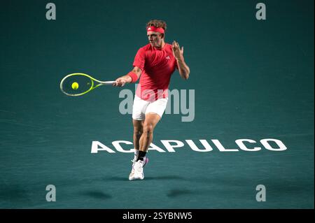 Acapulco, Messico. 27 febbraio 2025. Alejandro Davidovich Fokina, spagnolo, fa ritorno nei quarti di finale contro il Messico Rodrigo Pacheco Mendez al torneo di tennis ATP Mexican Open 2025 ad Acapulco, Messico, 27 febbraio 2025. Crediti: Li Mengxin/Xinhua/Alamy Live News Foto Stock