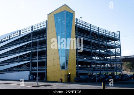 Parcheggio a più piani, aeroporto di Birmingham, West Midlands, Inghilterra, Regno Unito Foto Stock