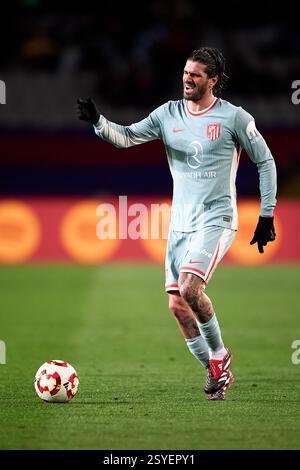 BARCELLONA, SPAGNA - FEBBRAIO 25: Rodrigo de Paul dell'Atletico de Madrid durante la semifinale della Coppa del Rey tra il Barcellona e l'Atletico de ma Foto Stock