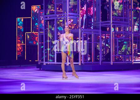 Feel the City Beat - HORIZONS - VACANZA SUL GHIACCIO Berlin Premiere im Tempodrom am 28.02.2025. VACANZE SUL GHIACCIO - Berlin Premiere *** Scoprite la VACANZA City Beat HORIZONS SUL GHIACCIO Berlin Premiere al Tempodrom il 28 02 2025 HOLIDAY ON ICE Berlin Premiere Foto Stock