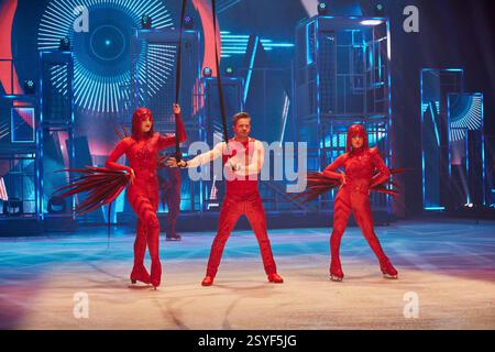 Feel the City Beat - HORIZONS - VACANZA SUL GHIACCIO Berlin Premiere im Tempodrom am 28.02.2025. VACANZE SUL GHIACCIO - Berlin Premiere *** Scoprite la VACANZA City Beat HORIZONS SUL GHIACCIO Berlin Premiere al Tempodrom il 28 02 2025 HOLIDAY ON ICE Berlin Premiere Foto Stock