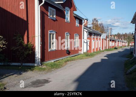 Gammelstad Church Town era un punto d'incontro medievale prima solo per il commercio e poi anche per la religione nella Svezia settentrionale scarsamente popolata. Foto Stock