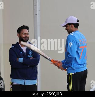 Dubai, Emirati Arabi Uniti. 1 marzo 2025. Cricket: ICC Champions Trophy 2025 : Dubai . INDIA vs nuova Zelanda . Giocatori indiani in pratica all'ICC Academy. In azione : Gill & Pant (immagine di credito: © Seshadri Sukumar/ZUMA Press Wire) SOLO USO EDITORIALE! Non per USO commerciale! Foto Stock