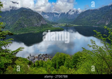 Vista sul lago da Hallstatt Foto Stock