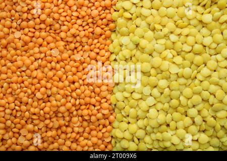 alimenti di base come lenticchie nei colori verde, rosso, arancione, giallo per i ristoranti vegetariani vegani o per il commercio di prodotti a base di cereali. Foto Stock