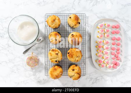 Mini pane di Pasqua Kulich Foto Stock