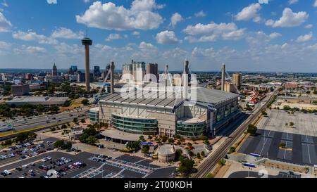 Veduta aerea dell'Alamodome nella città di San Antonio, Texas Foto Stock