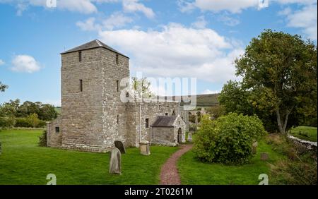 Chiesa di San Giovanni Battista - chiesa normanna a Edlingham, Northumberland, Regno Unito il 24 settembre 2023 Foto Stock