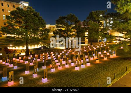 Oklahoma City National Memorial and Museum di notte Foto Stock