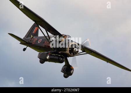 Un Westland Lysander allo Shuttleworth Collection Race Day Air Show 2023. Foto Stock