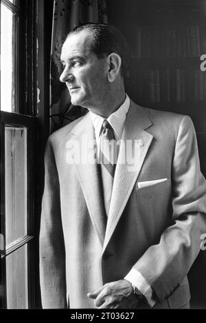 Senatore Lyndon B. Johnson, leader della maggioranza del Senato nel 1955. 36° presidente degli Stati Uniti Foto Stock
