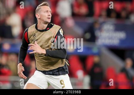 Eindhoven, Paesi Bassi. 3 ottobre 2023. EINDHOVEN, PAESI BASSI - 3 OTTOBRE: Luuk de Jong del PSV durante la partita del gruppo B di UEFA Champions League tra il PSV Eindhoven e il Sevilla FC al Phillips Stadion il 3 ottobre 2023 a Eindhoven, Paesi Bassi. (Foto di Broer van den Boom/Orange Pictures) credito: dpa/Alamy Live News Foto Stock